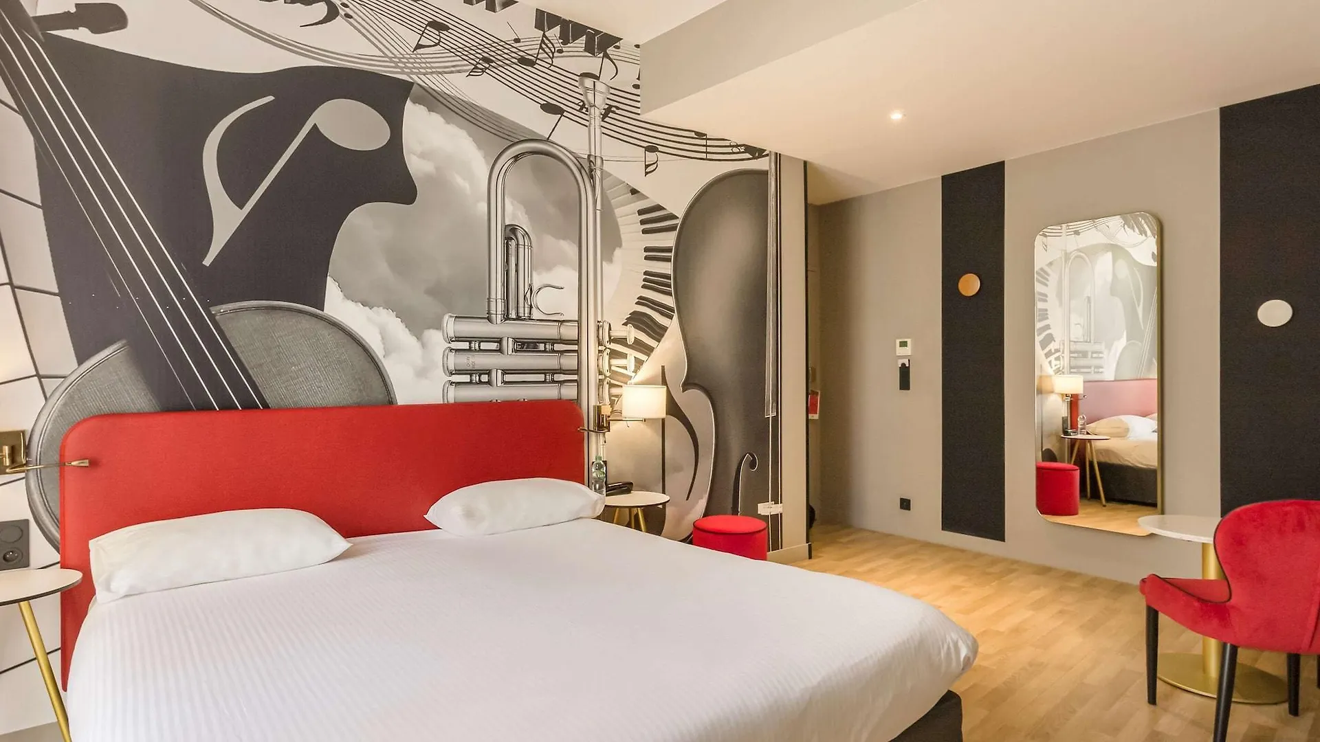 Ibis Styles Toulouse Capitole Hotel 3*,